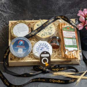 TĆBUA PRESENTE - 4 QUEIJOS CREMOSOS + GRISSINI + GELEIA